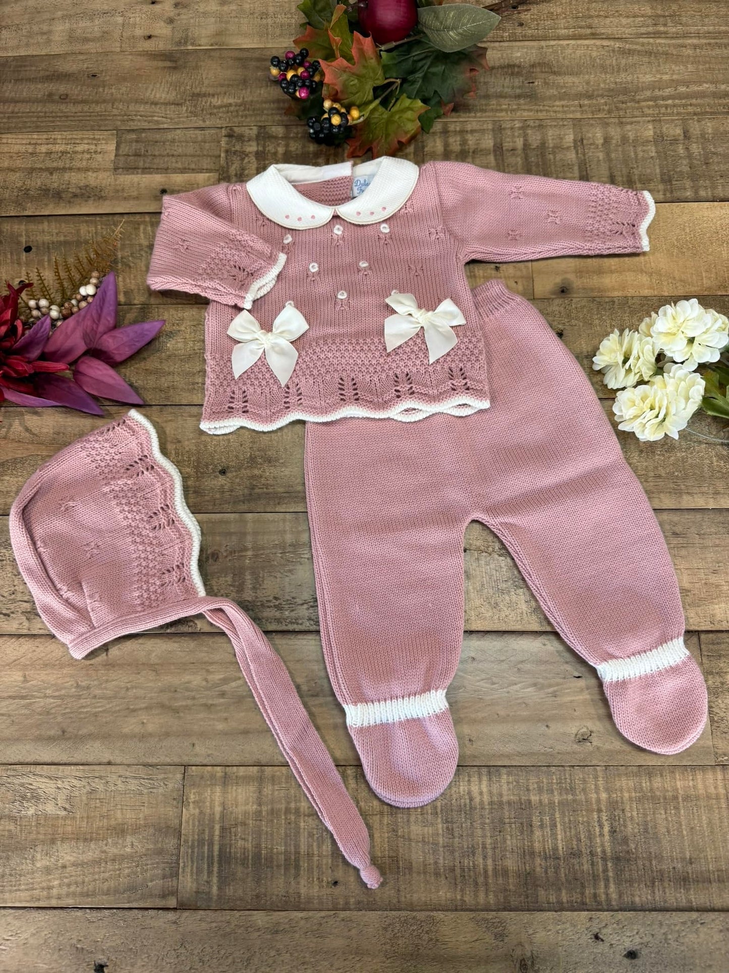 3-Piece Baby Knit Outfit Set with Bows for Boys and Girls